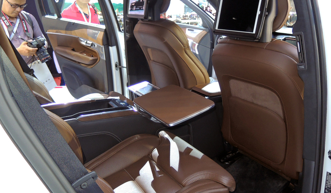 Volvo XC90 Excellence - SUV hạng sang Thụy Điển trình làng khách Việt