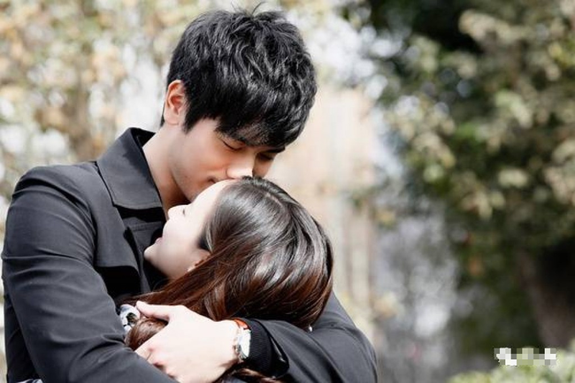 Vô tình phát hiện trong ví chồng có thứ này, vợ biết ngay bị phản bội và hành động cao tay để vạch trần Vô tình phát hiện trong ví chồng có thứ này, vợ biết ngay bị phản bội và hành động cao tay để vạch trần