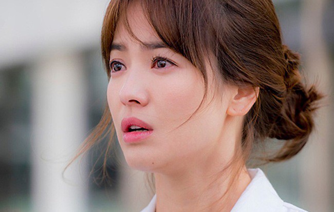 Điếng người trước cảnh chồng giặt đồ lót cho chị dâu, khi nhận được câu trả lời từ anh, vợ chỉ biết rơi nước mắt