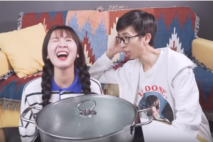 Bạn gái tin đồn của ViruSs suốt 3 năm: Cực xinh xắn, là game thủ kiêm streamer