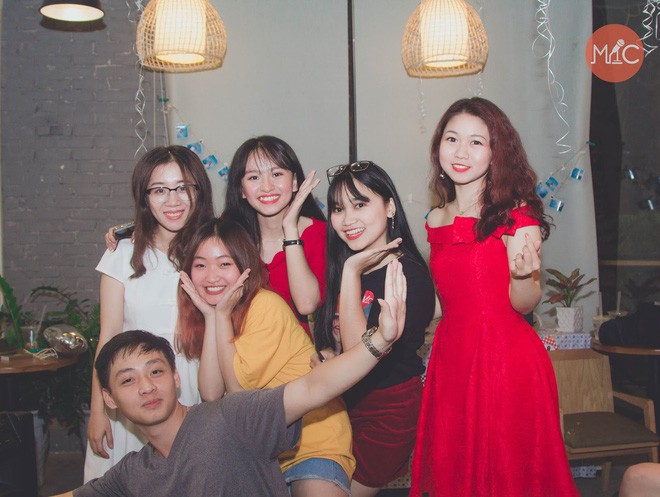 CLB sinh viên quy tụ toàn trai xinh gái đẹp, đào tạo rất nhiều gương mặt MC quen thuộc cho VTV, VTC