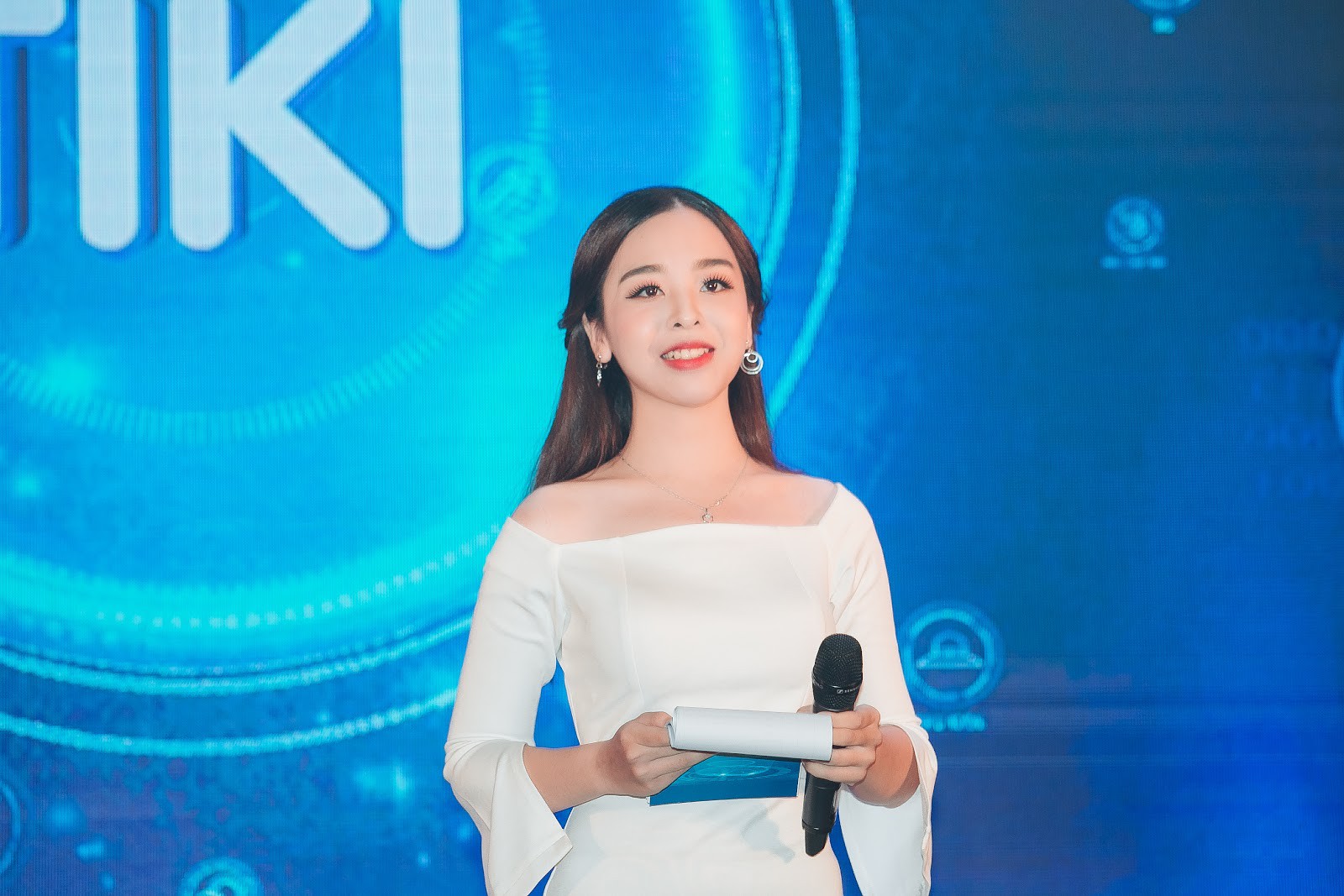 CLB sinh viên quy tụ toàn trai xinh gái đẹp, đào tạo rất nhiều gương mặt MC quen thuộc cho VTV, VTC