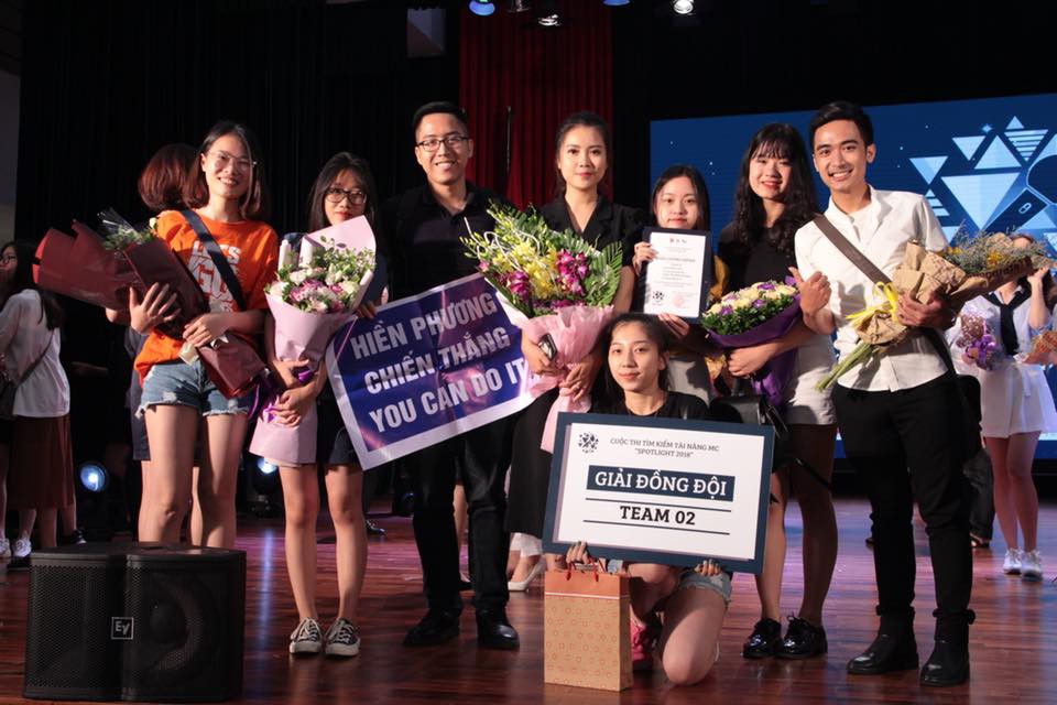 CLB sinh viên quy tụ toàn trai xinh gái đẹp, đào tạo rất nhiều gương mặt MC quen thuộc cho VTV, VTC