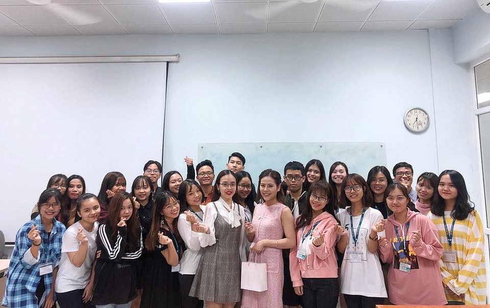 CLB sinh viên quy tụ toàn trai xinh gái đẹp, đào tạo rất nhiều gương mặt MC quen thuộc cho VTV, VTC