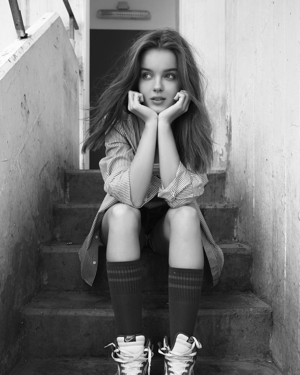 4 hot girl chưa qua 18 tuổi đã kiếm bộn tiền với thân hình nóng bỏng