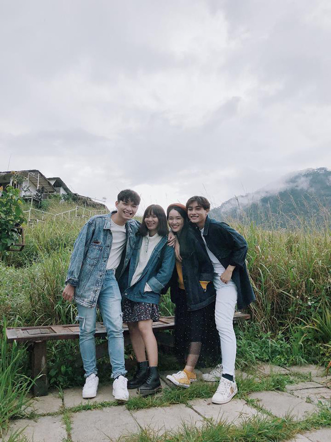 Khi trai đẹp yêu nhau: Đi 10km dưới mưa đến nhà xin lỗi, ôm cái cho hết giận rồi về!