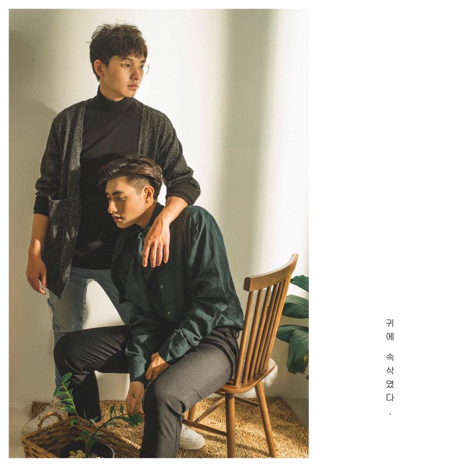 Khi trai đẹp yêu nhau: Đi 10km dưới mưa đến nhà xin lỗi, ôm cái cho hết giận rồi về!