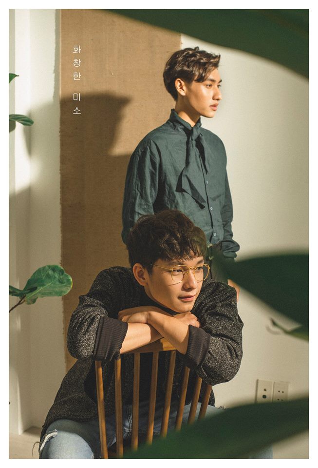 Khi trai đẹp yêu nhau: Đi 10km dưới mưa đến nhà xin lỗi, ôm cái cho hết giận rồi về!