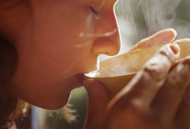 5 thói quen nên thực hiện đều đặn vào buổi sáng để giúp cơ thể vừa khỏe lại vừa đẹp