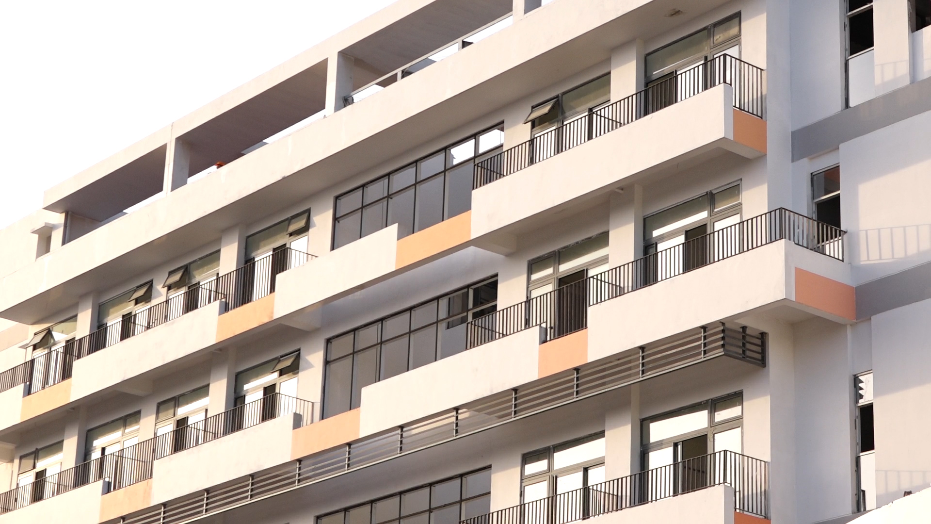 Video ảnh Cận cảnh BV Bạch Mai và BV Việt Đức tại Hà Nam