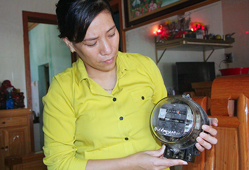 Hợp tác xã gây khó dân vì bình luận giá điện xin giải thể