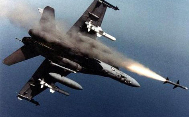 Chiến đấu cơ Israel ồ ạt nã rocket, trút đòn thù vào Gaza