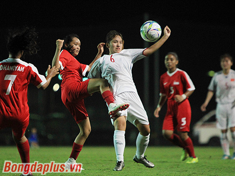 Đại thắng Singapore, U19 nữ Việt Nam lên đầu bảng vòng loại châu Á