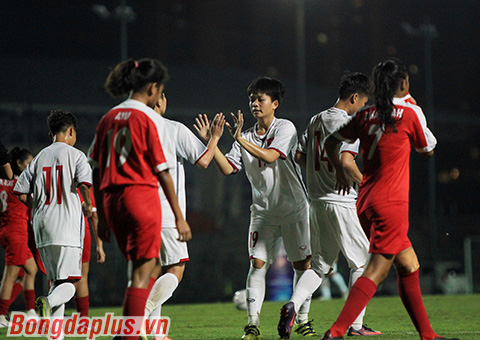 Đại thắng Singapore, U19 nữ Việt Nam lên đầu bảng vòng loại châu Á