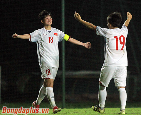 Đại thắng Singapore, U19 nữ Việt Nam lên đầu bảng vòng loại châu Á