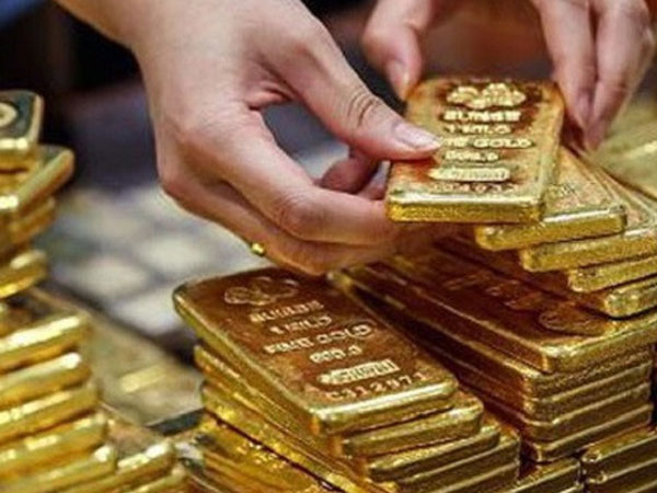 Giá vàng hôm nay 27/10: Tăng mạnh, vượt ngưỡng 1.200 USD/ounce