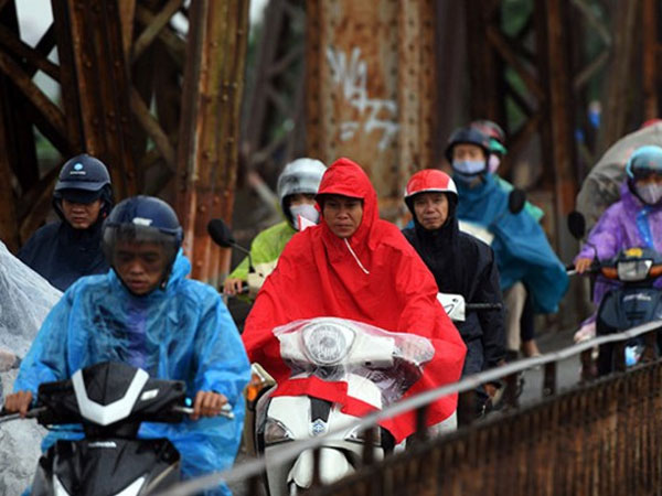 Không khí lạnh chính thức vào miền Bắc gây mưa dông, Hà Nội thấp nhất 20 độ C