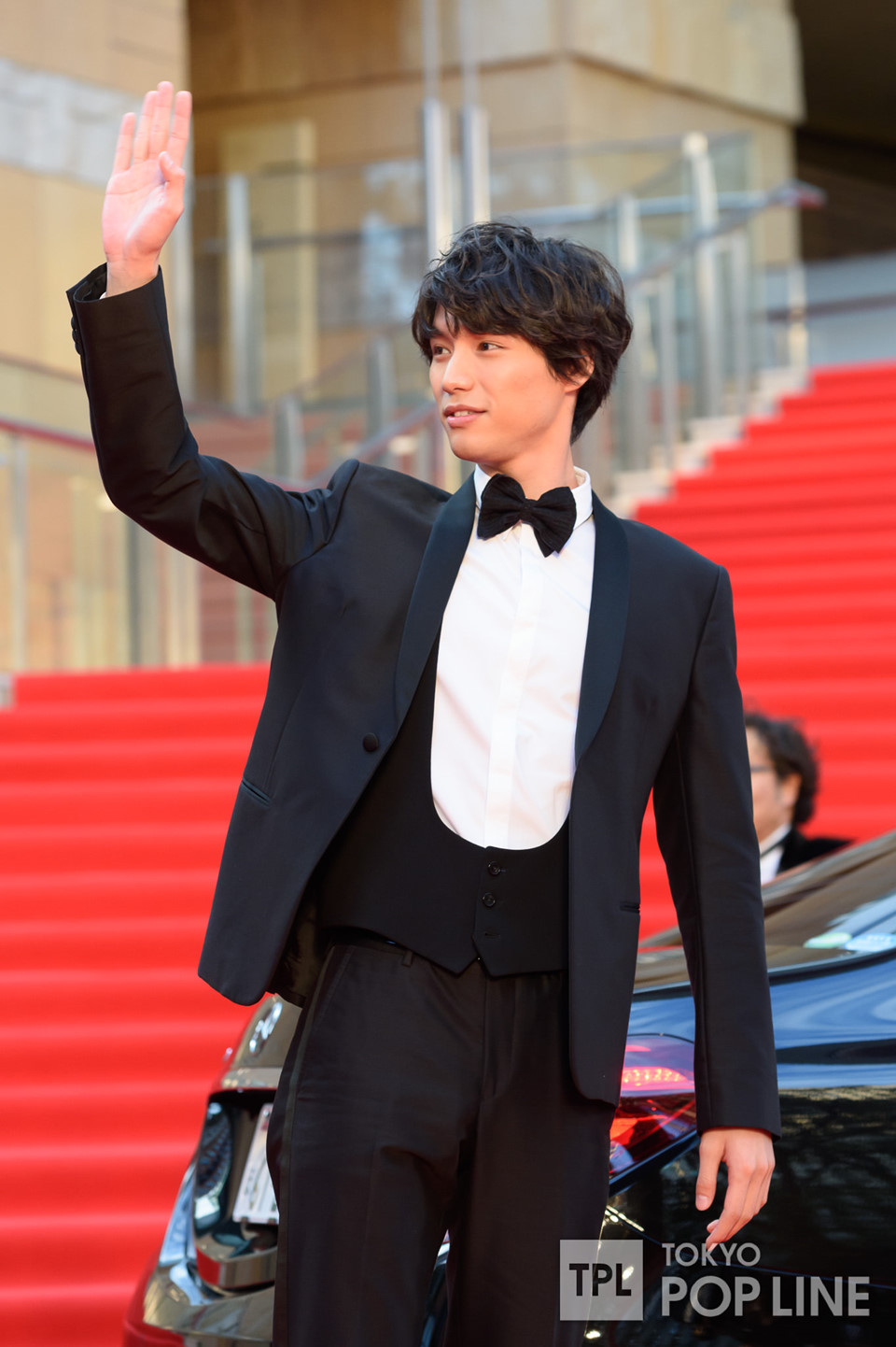 Sao Việt rạng rỡ trên thảm đỏ Liên hoan phim quốc tế Tokyo