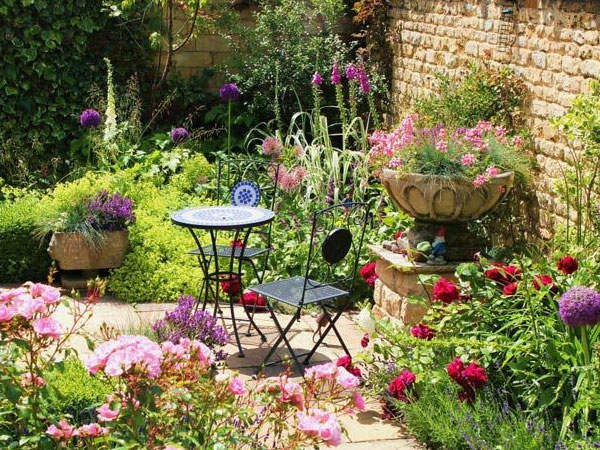 Cảnh tượng trong nhà nữ thợ may khiến cô giáo chết lặng