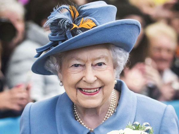 Nữ hoàng Anh giàu đến mức nào
