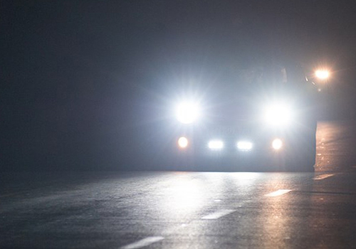 Ôtô độ đèn chiếu sáng sẽ bị từ chối đăng kiểm