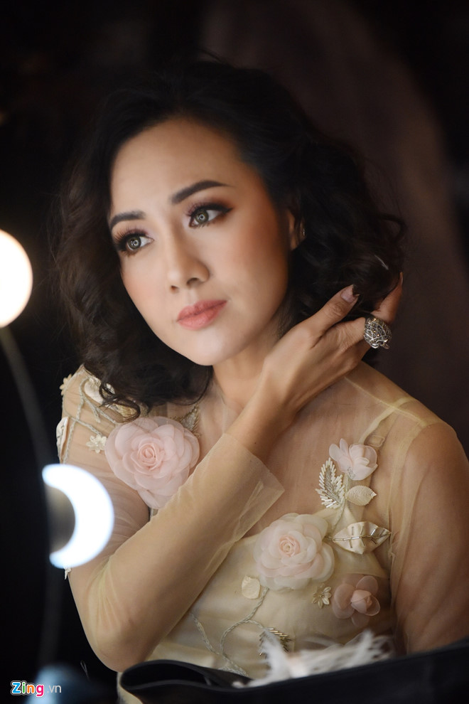 Quỳnh búp bê trình diễn thời trang sau 5 năm rời xa sàn catwalk