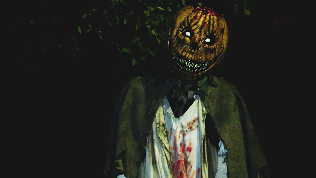 Trang trí Halloween rùng rợn, ám ảnh: Đừng để lại vết sẹo cho tâm hồn con trẻ