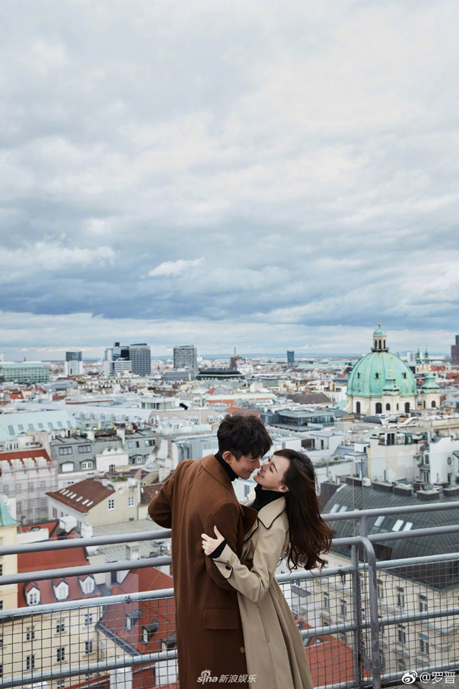 Bộ ảnh cưới được khen đẹp như chuyện cổ tích của Đường Yên - La Tấn