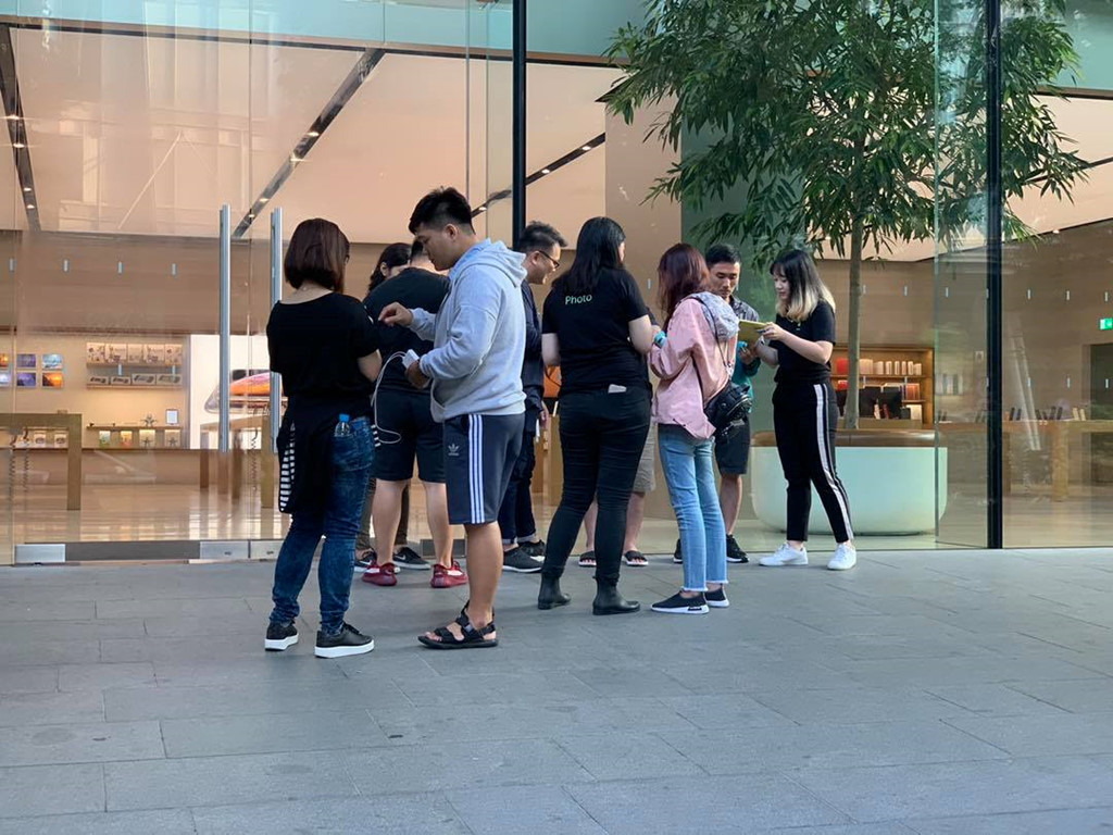 Chiếc iPhone giá hời nhất 2018 ế ẩm ngoài dự kiến