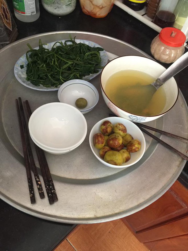 Ngày nào mâm cơm cũng bày đủ món chồng vẫn chê chán thịt cá, vợ đổi bữa thanh đạm 10k khiến ông xã im re