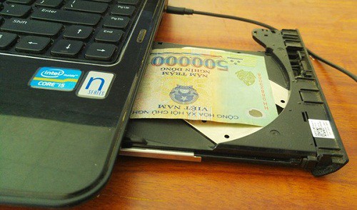 Khi chồng tỉnh táo giấu quỹ đen toàn chỗ hiểm vẫn không lại với những cô vợ có gen thám tử