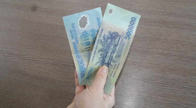 Khi chồng tỉnh táo giấu quỹ đen toàn chỗ hiểm vẫn không lại với những cô vợ có gen thám tử