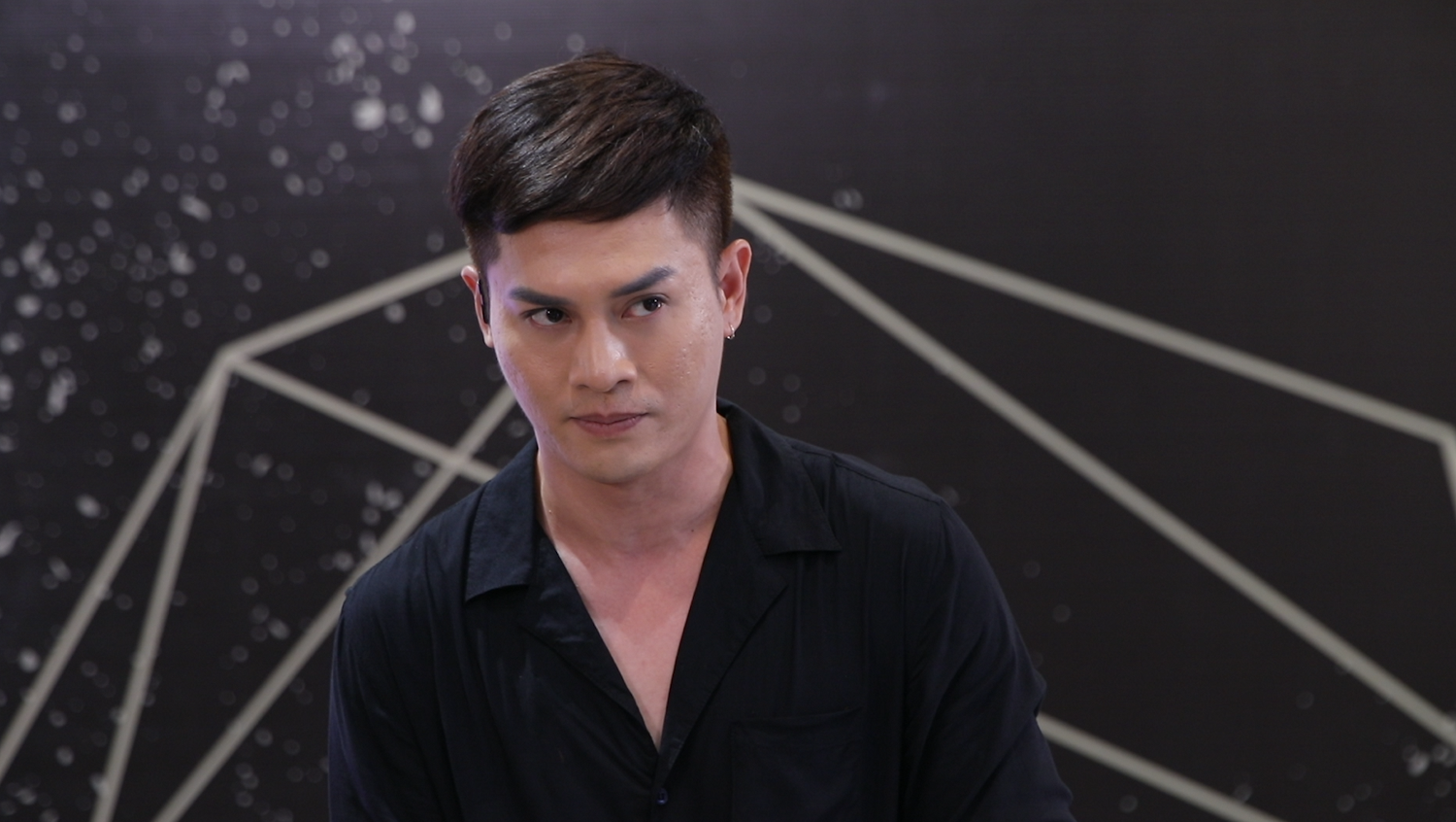 Thanh Hằng, Nam Trung quát mắng thí sinh The Face giữa trung tâm thương mại