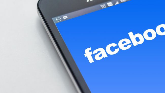 Facebook biết những gì về bạn?