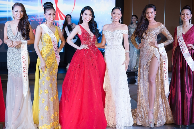 Chân dài Việt sở hữu vòng ba 100 đăng quang Hoa hậu Du lịch Thế giới 2018