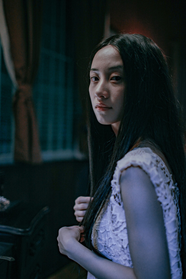 Sát Halloween, Người Bất Tử tung clip toàn cảnh quay khiến khán giả rụng tim