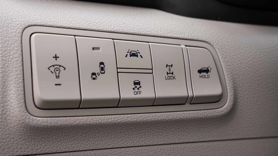 Hyundai Tucson 2019 giá từ 24.000 USD, đối đầu Mazda CX-5