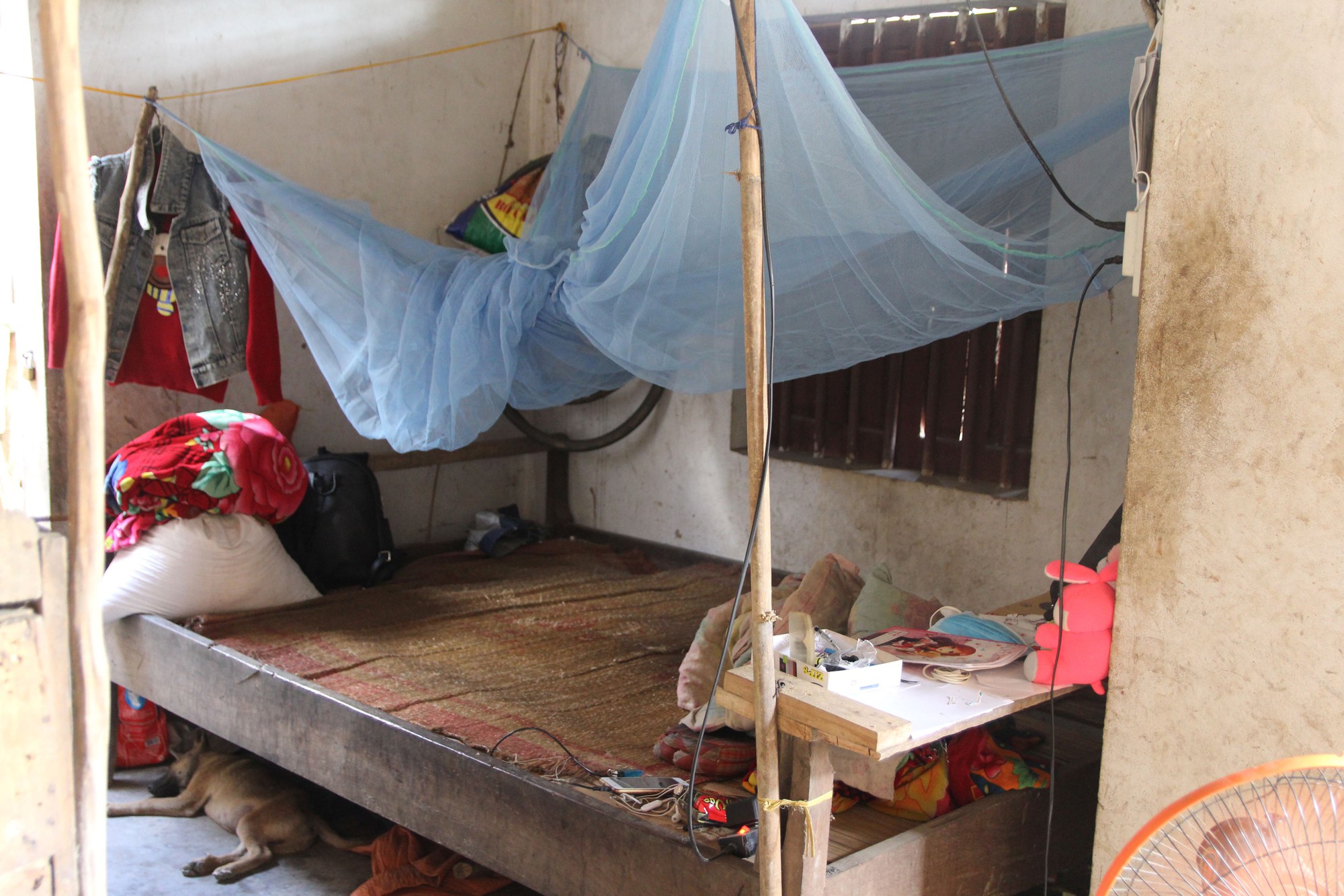 Vụ bố đẻ thừa nhận xâm hại con gái đến mang thai: Cuộc đời bất hạnh khi lấy phải người chồng nát rượu và nỗi đau đớn, tự trách của người vợ