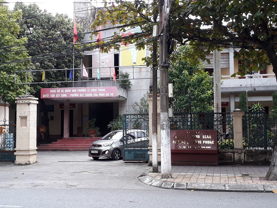 Nhà chủ tịch phường đẹp đẽ 4 tầng, vợ vẫn được vay vốn thoát nghèo