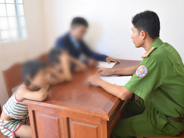 Hai trẻ 7 và 9 tuổi gây ra 25 vụ trộm