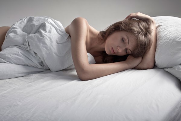 Ngày sinh nhật chồng, sau khi ăn uống no say, anh và cô bạn thân khiến tôi sốc óc vì chơi cái trò quái đản