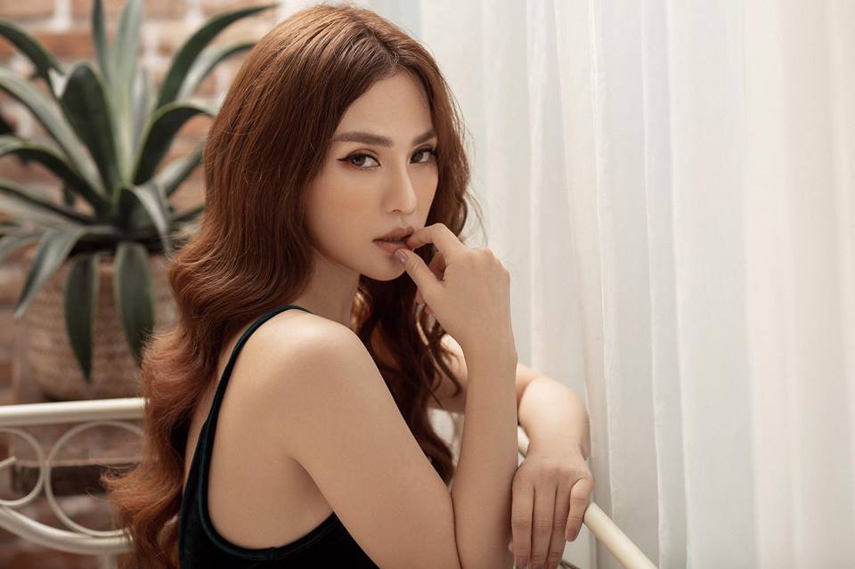 Những mỹ nhân Vbiz gây tranh cãi khi quyết định dao kéo dù đã sở hữu nhan sắc tự nhiên đáng ghen tị