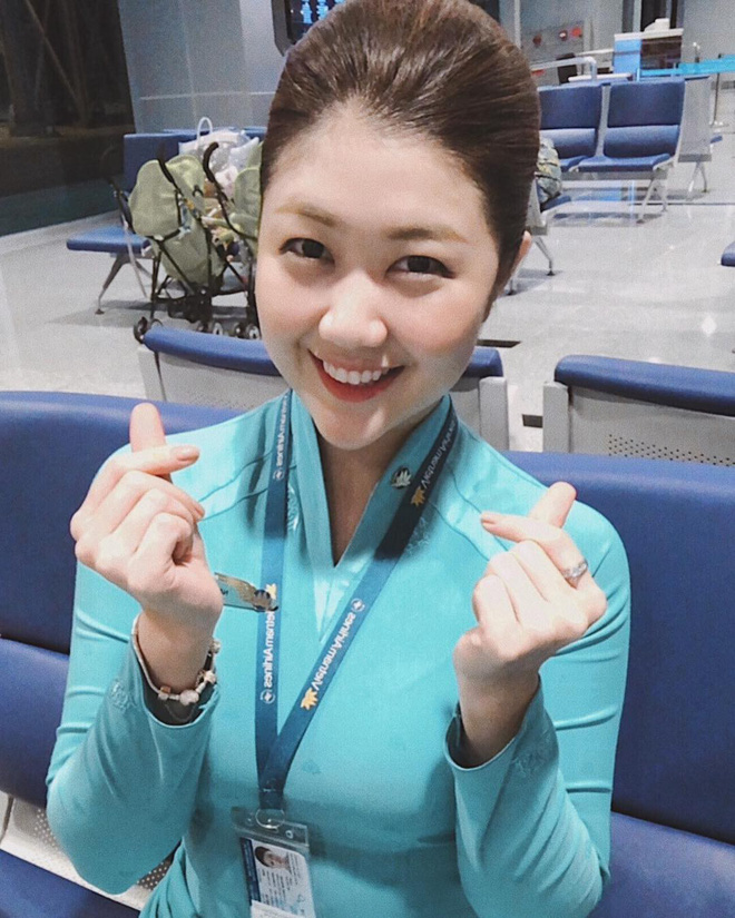 Đã đẹp lại còn giỏi, cựu sinh viên Bách Khoa trở thành tiếp viên hàng không với cuộc sống như mơ