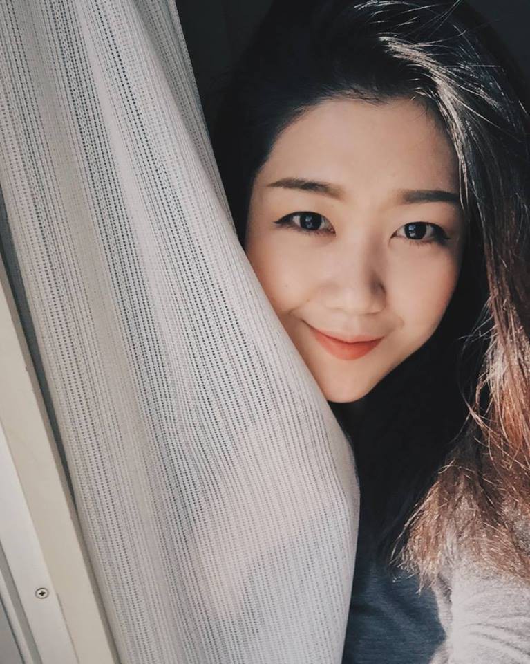 Đã đẹp lại còn giỏi, cựu sinh viên Bách Khoa trở thành tiếp viên hàng không với cuộc sống như mơ