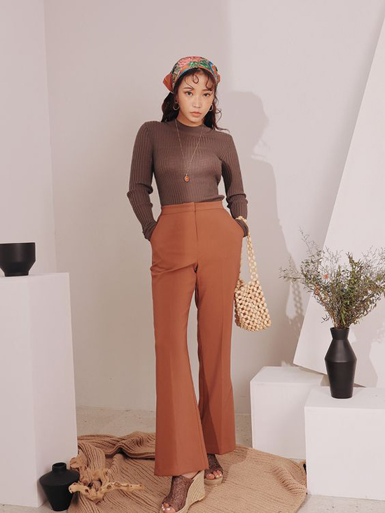 Phối đồ mùa thu cùng 3 tông màu hợp xu hướng