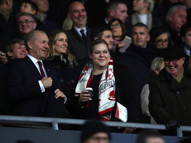 12 tỷ phú sở hữu các câu lạc bộ bóng đá nổi tiếng