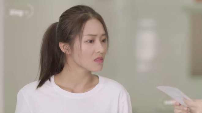 Hậu Duệ Mặt Trời tập 28: Gieo gió gặt bão, Duy Kiên hôn hụt Hoài Phương vì đi phá đám Bảo Huy và Minh Ngọc