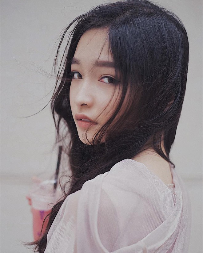 Chân dung con nhà giàu học trường quốc tế: Xinh đẹp, IELTS 7.5, tiền tiêu vặt mỗi tháng khoảng 20 triệu đồng