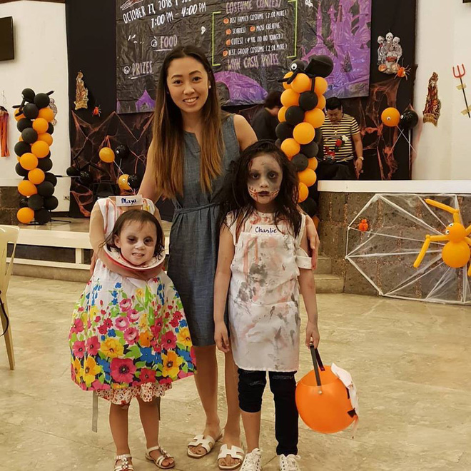 Cân hết mọi loại ma quỷ, cô bé Philippines nổi tiếng toàn cầu với màn ôm đầu đi xin kẹo Halloween