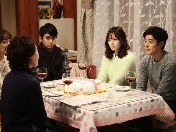 Mua cả vàng cưới cho nhà trai nhưng nghe bố mẹ người yêu đòi hỏi thế này, tôi chỉ muốn hủy hôn ngay lập tức